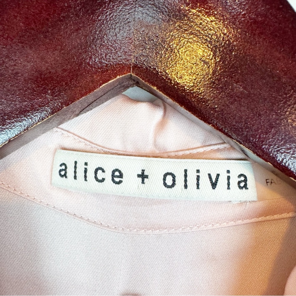 alice + olivia | Pink Versailles Minda Ruffle Tiered Short Sleeve Tie Top, M - Picture 8 of 16